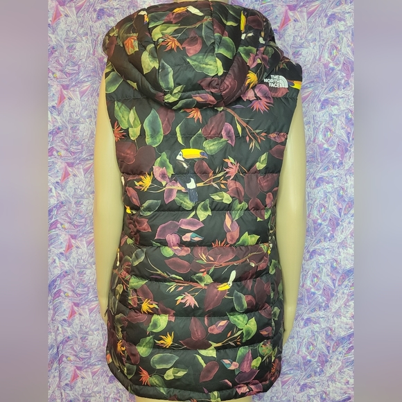 North Face Puffer Vest, Rare Find - Picture 3 of 9